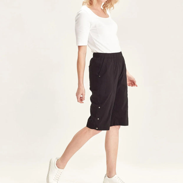 ACROBAT ROLLED SHORT - BLACK