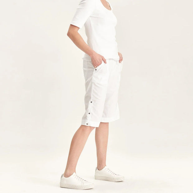 ACROBAT ROLLED SHORT - WHITE
