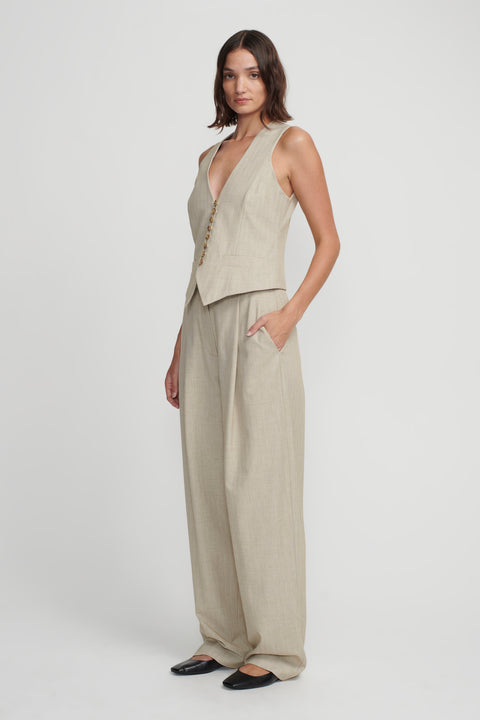 CORY VEST-SANDSTONE