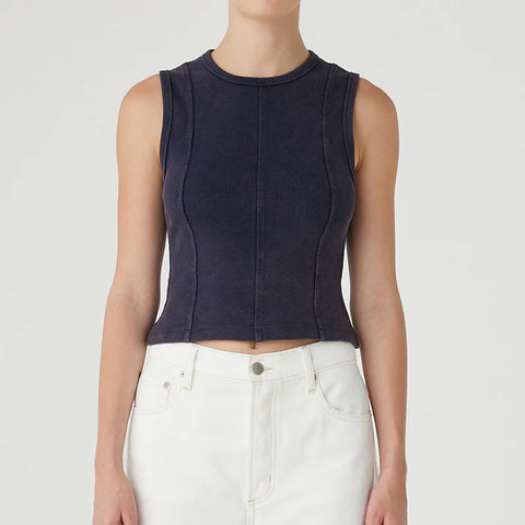 PANELLED RIB TANK