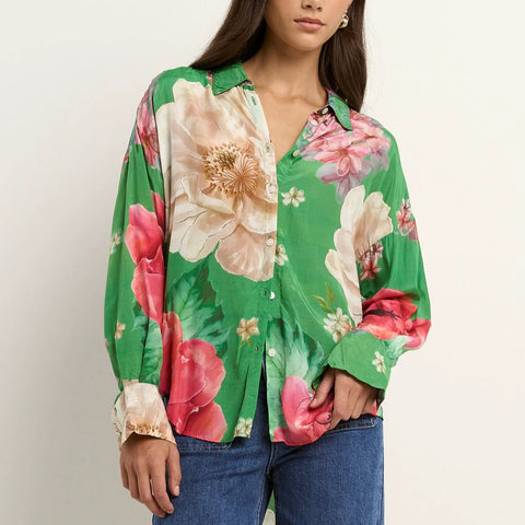 SWIPE APPLE FLORAL OVERSIZED EVENT SHIRT